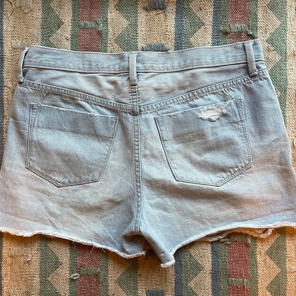 MOSSIMO | Women’s Distressed High Rise Boyfriend Midi Light Wash Jean Shorts EUC - Picture 5 of 9